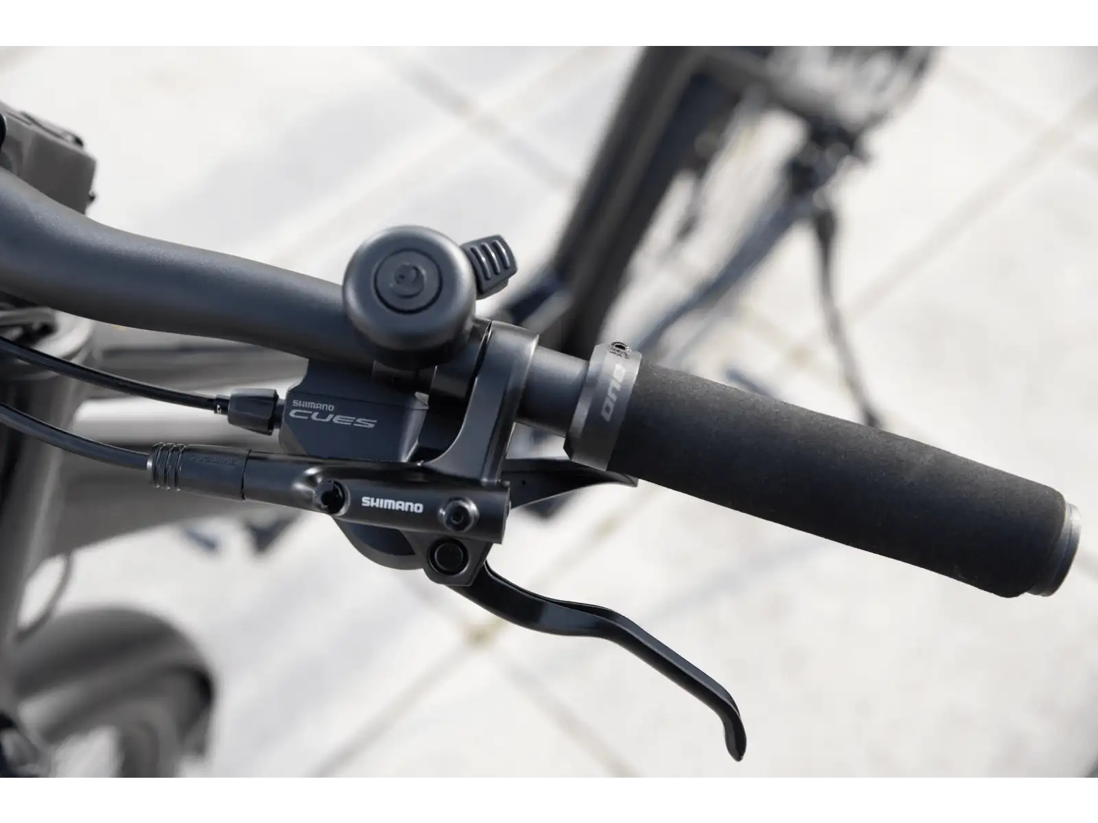 Superior Blox 6.7 T MS rower Gloss Metallic Black