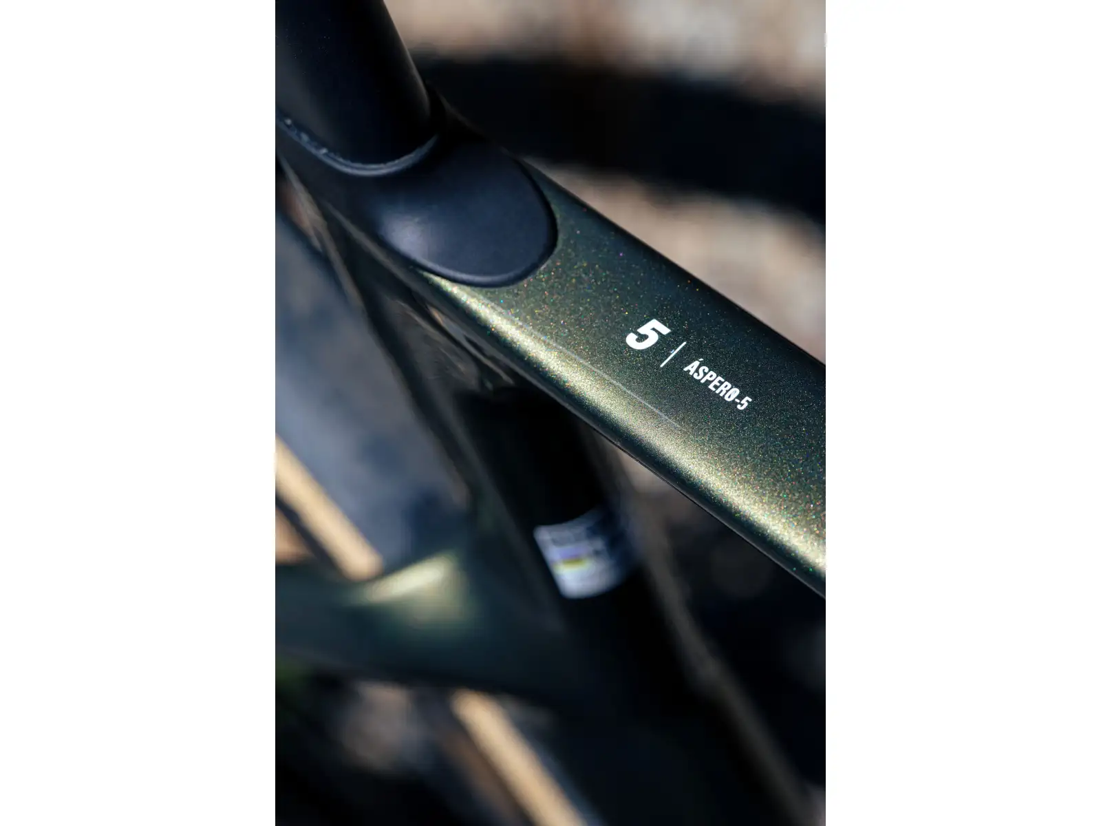 Cervélo Aspero-5 SRAM Red AXS 1 Digital Moss rower
