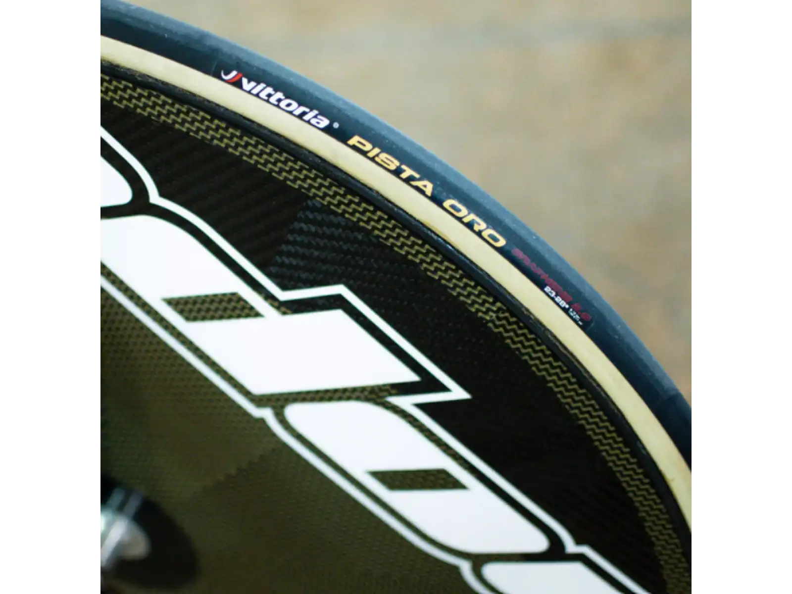 Vittoria Pista Oro Tubular G2.0 28" 23 mm opona