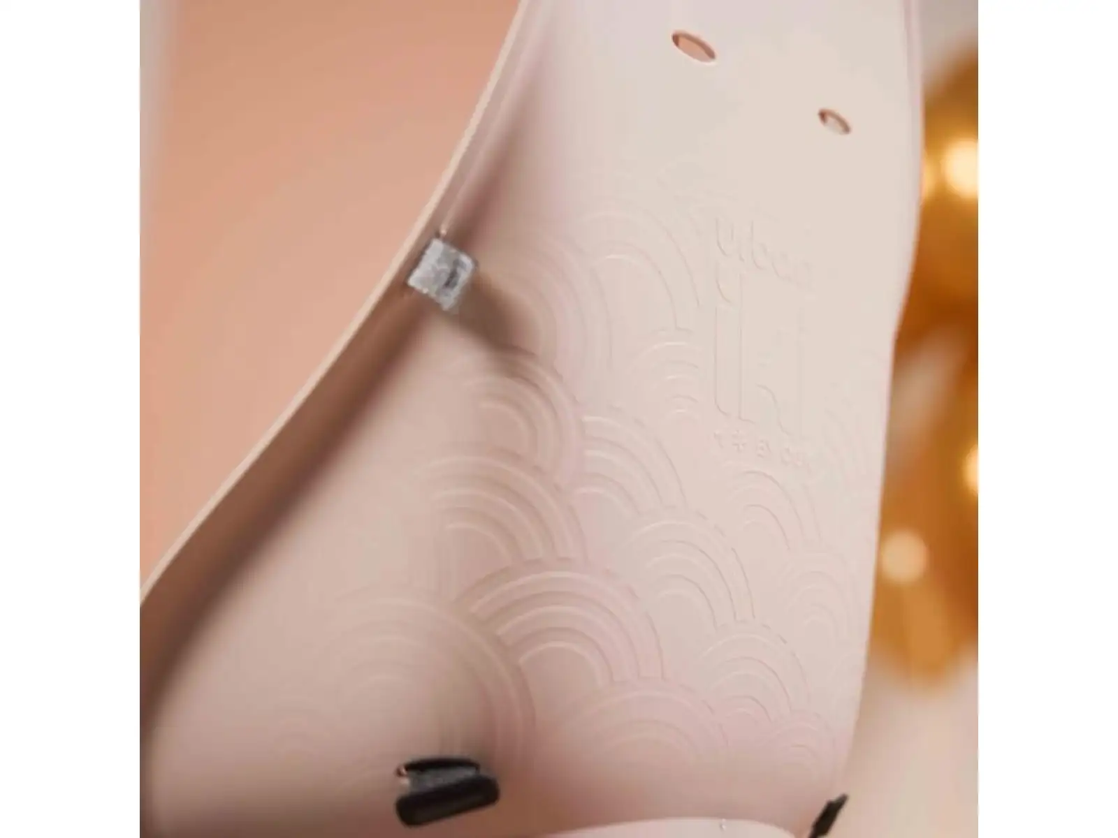 Urban Iki tylny fotelik z adapterem i bagażnikiem na ramę SET Sakura Pink/Shinju White