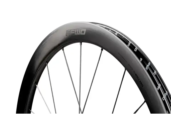 FFWD RAW CS 44 szosowe koła zaplecione Matt Black