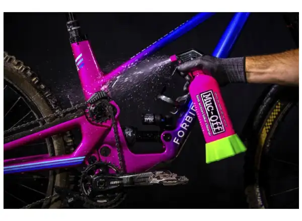 Muc Off Bottle for Life + Punk Powder zestaw butelek i proszku do czyszczenia rowerów