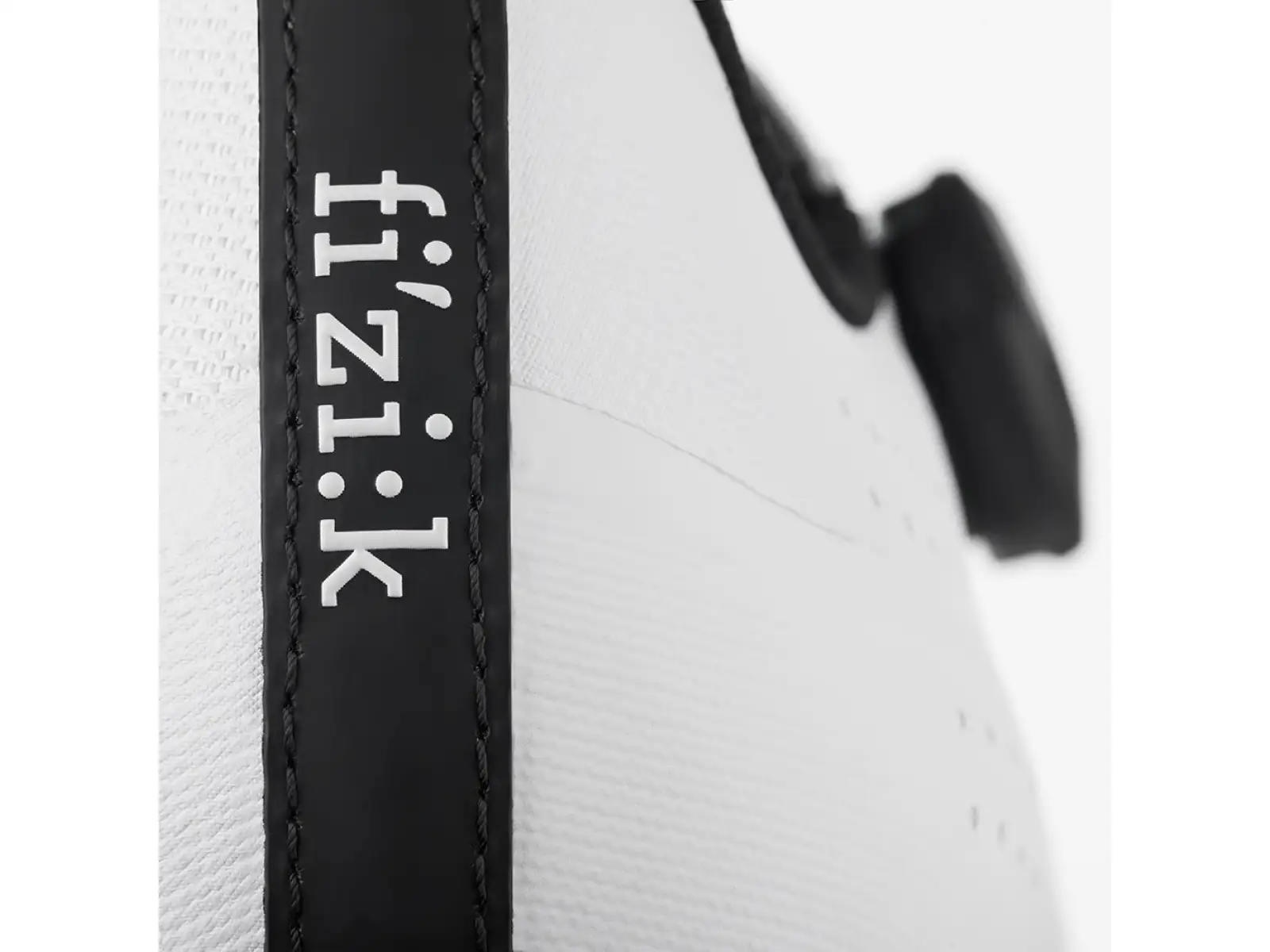 Fizik Tempo Overcurve R4 Wide szosowe męskie buty rowerowe White/Black