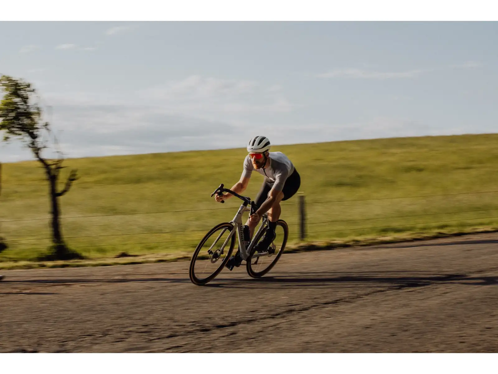 Force Strive okulary rowerowe transparentne/czerwone lustrzana soczewka