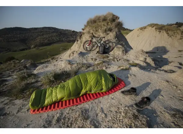 Pinguin Lava 350 śpiwór 195 cm zielona