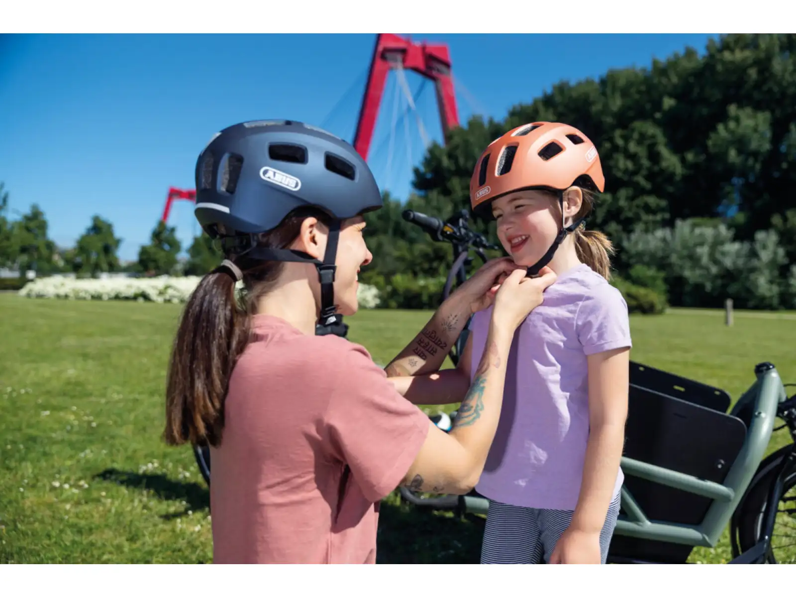 Abus Youn-I 2.0 kask dziecięcy Midnight Blue
