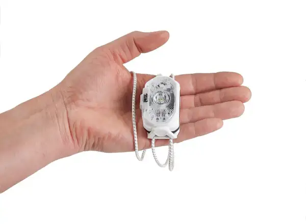 Petzl Swift LT czołówka biała