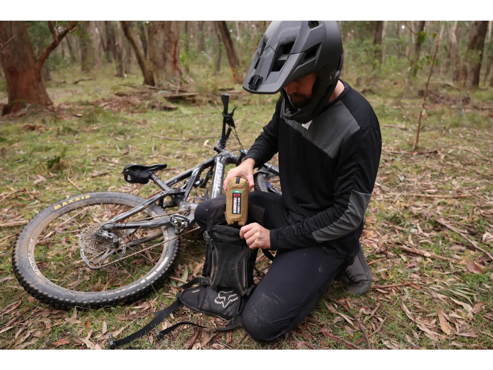 Survival First Aid Kit Hike profesjonalna apteczka