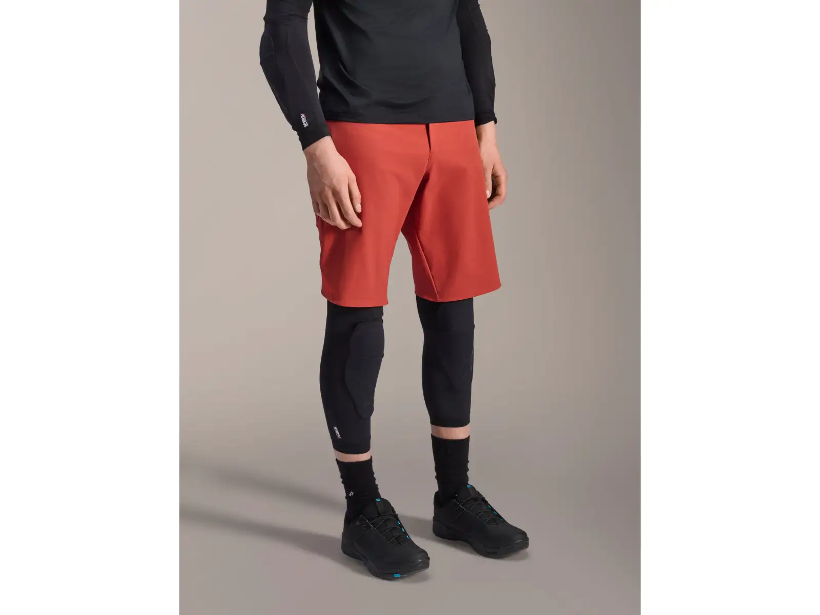 Alpinestars A-Motion Plasma ochraniacze kolan Black