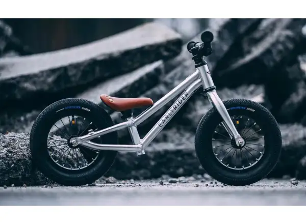 Early Rider Charger 12 dziecięcy rowerek biegowy Brushed Aluminium