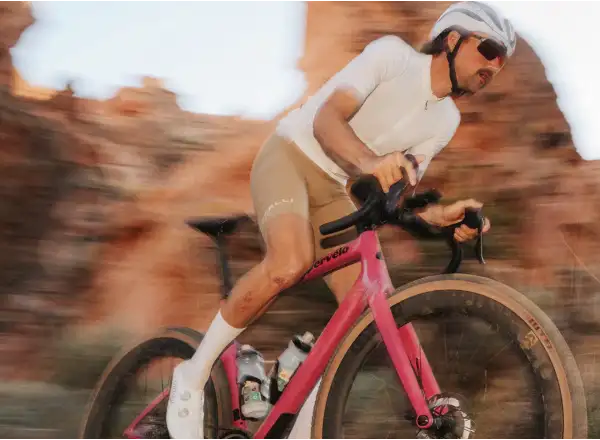 Cervélo Aspero SRAM Force AXS 1 rower gravelowy Dusty Unicorn