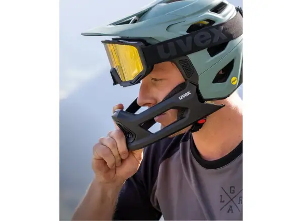 Uvex Revolt MIPS kask All Black Matt