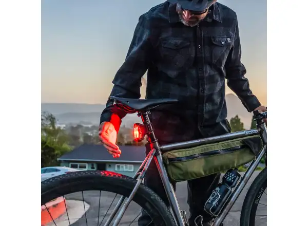 Lezyne Radar StVZO tylna lampka z radarem Black