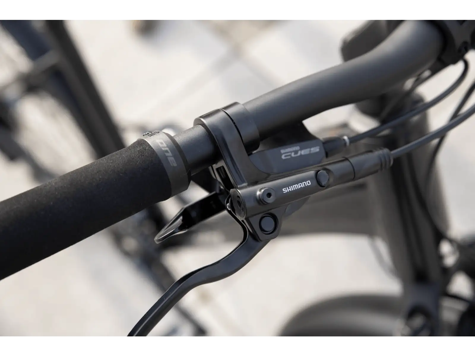 Superior Blox 6.7 T MS rower Gloss Metallic Black