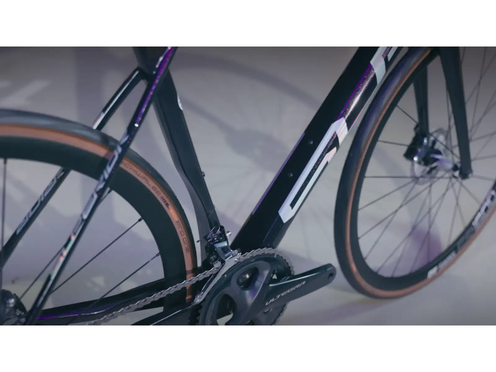 Superior X-Road Team Issue Gloss Black Rainbow/Hologram Chrome rower szosowy/gravel