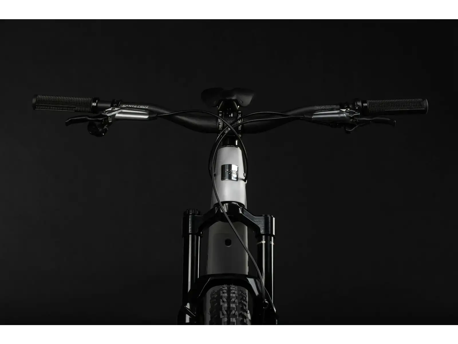 Santa Cruz Heckler SL 1 CC XX AXS RSV rower elektryczny z pełnym zawieszeniem Matte Silver