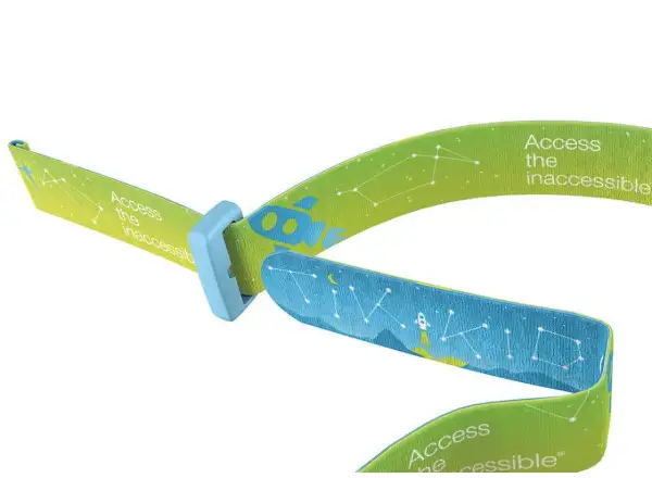 Petzl TIKKID dziecięca latarka czołowa różowa