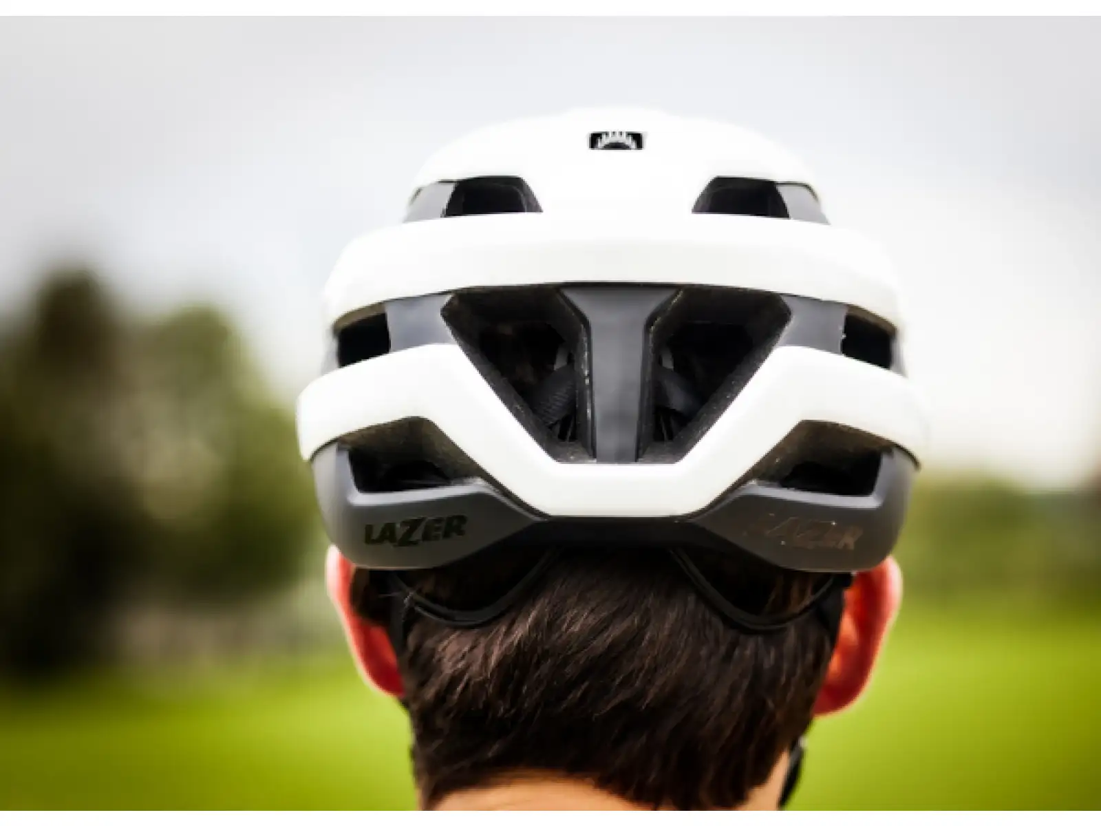 Lazer Sphere kask White/Black