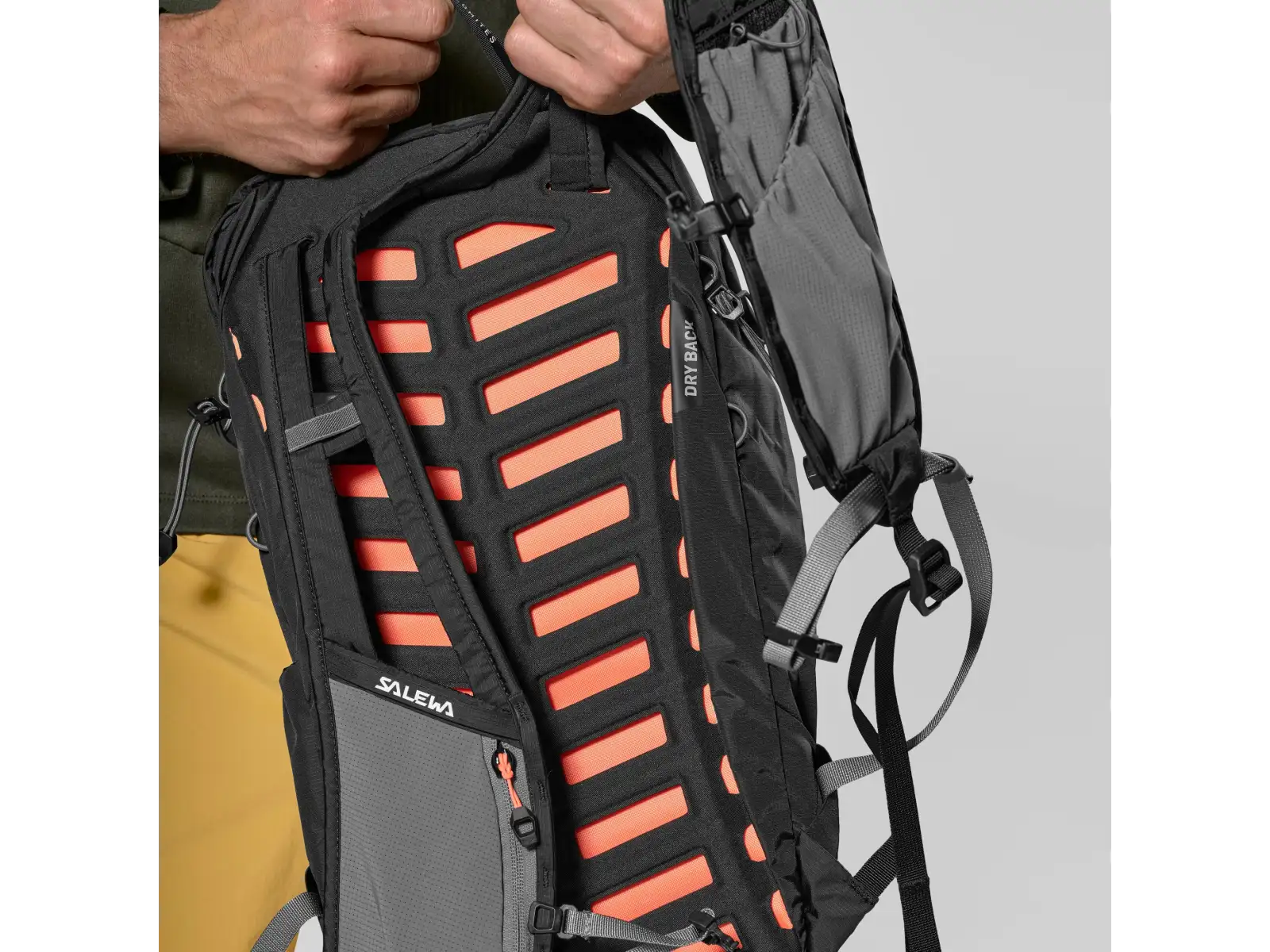 Salewa plecak Pedroc Active 16 l Black Out