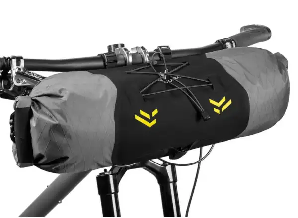 Apidura Backcountry torba na kierownicę 11 l czarna