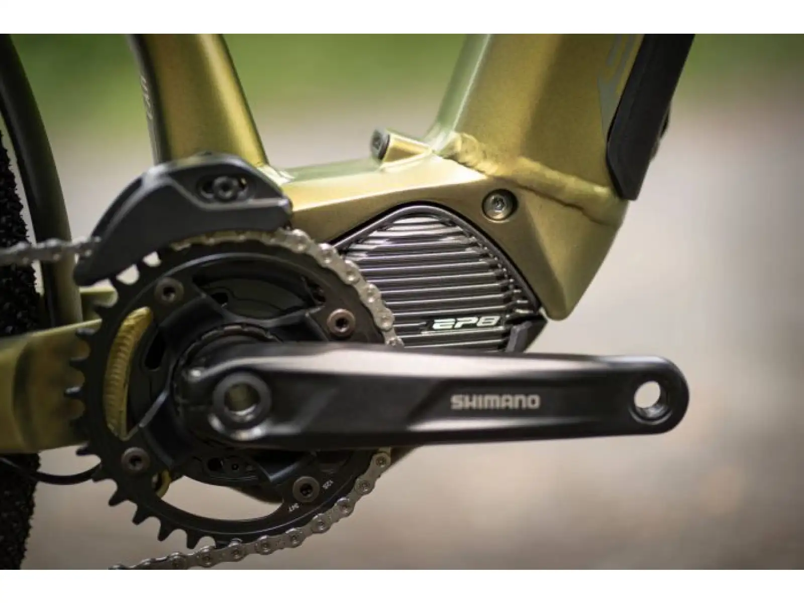 Superior eXR 6090 Touring trekkingowy rower elektryczny Matte Olive Metallic/Chrome Silver