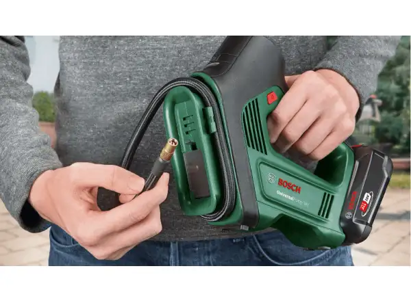 Bosch UniversalPump 18V Bezprzewodowa Pompa Pneumatyczna + Zestaw Startowy 18V