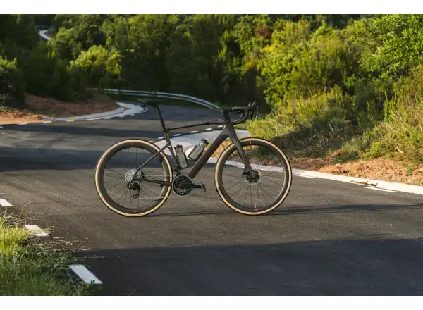 Cannondale Synapse Carbon 2 Smartsense rower szosowy Copper Ore