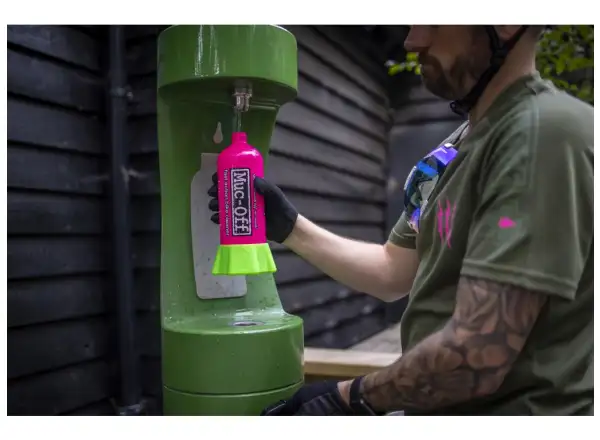 Muc Off Bottle for Life + Punk Powder zestaw butelek i proszku do czyszczenia rowerów