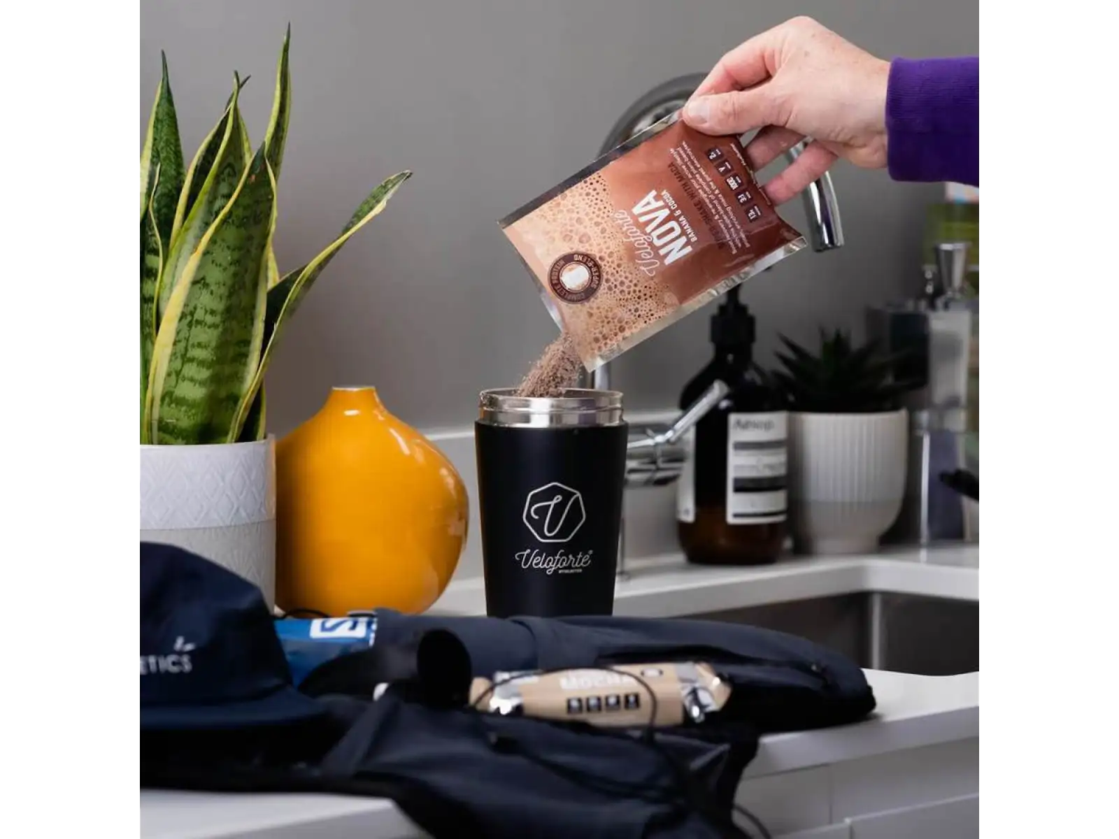 Veloforte Nova Recovery Protein Shake regeneracyjny napój Banana & Cocoa