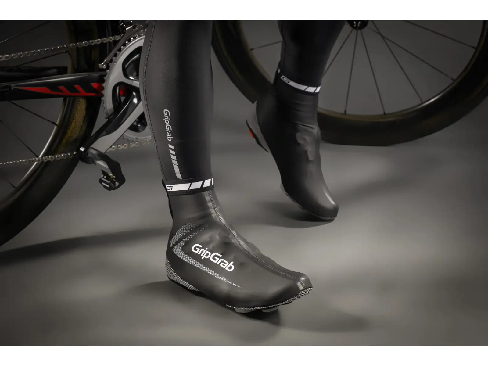 Grip Grab Aqua Race ochraniacze na buty czarna/odblaskowa
