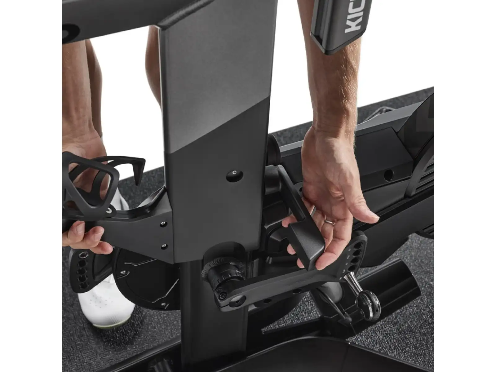 Wahoo KICKR Bike Pro Smart Bike trenażer