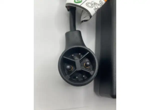 Cannondale Hydrive BP-B250 36V2A ładowarka (K74031)