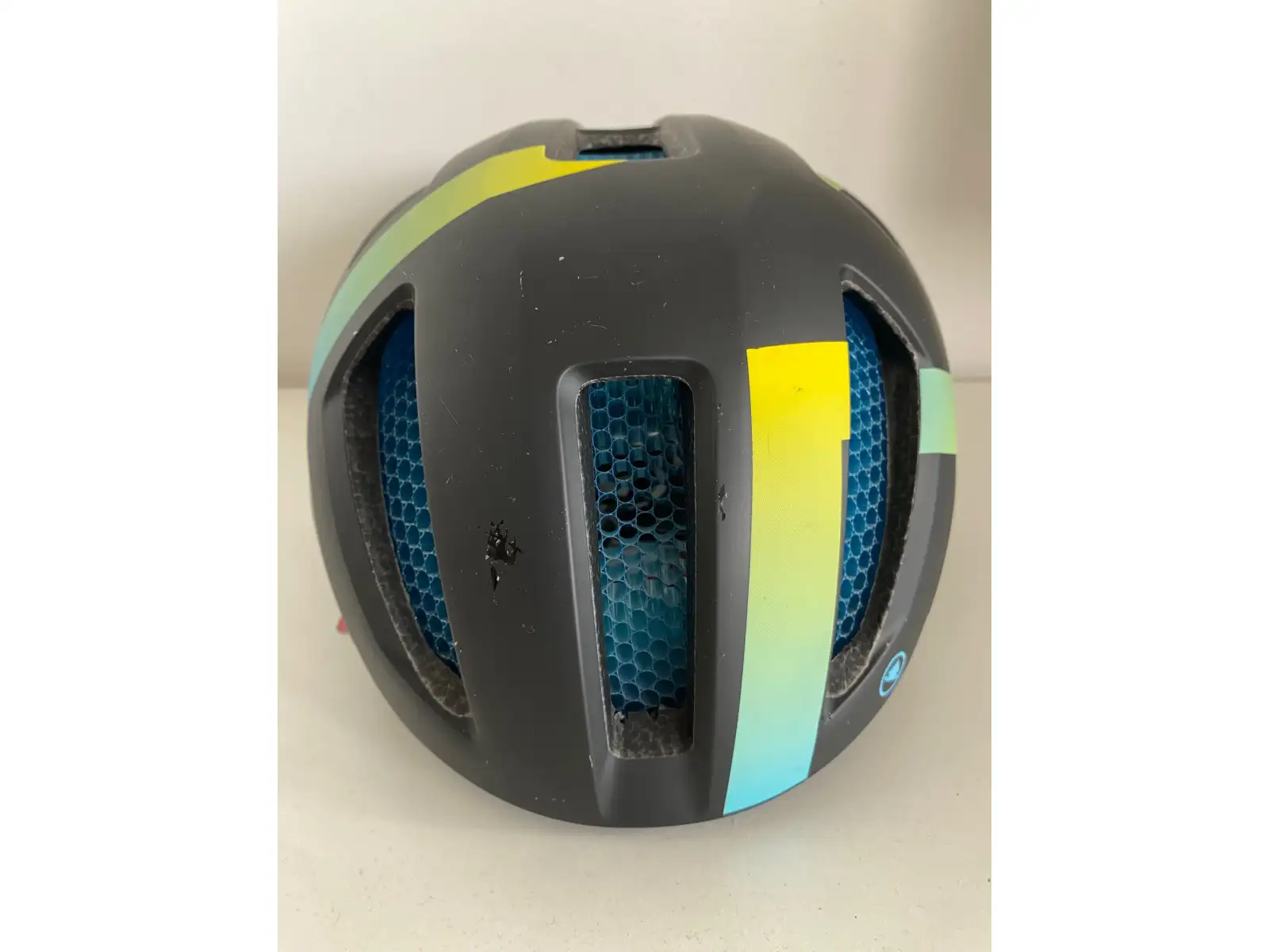 Endura Pro SL kask rainbow Z KOLA