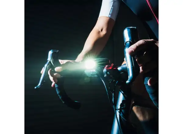 Lezyne React StVZO przednie światło Matte Black