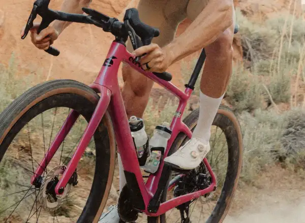 Cervélo Aspero SRAM Apex AXS 1 rower gravel Dusty Unicorn