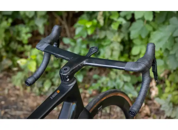 Superior X-Road Team Issue R rower szosowy Matte Black/Stealth Chrome