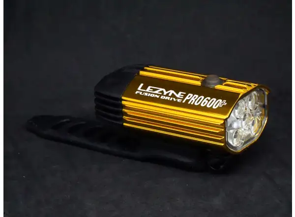 Lezyne Fusion Pro 600+ przednie światło Gloss Gold