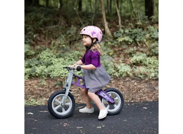 First Bike Street rowerek biegowy dla dzieci fioletowa