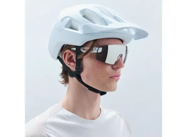 POC Cularis kask Hydrogen White/Uranium Black Matt/Logo
