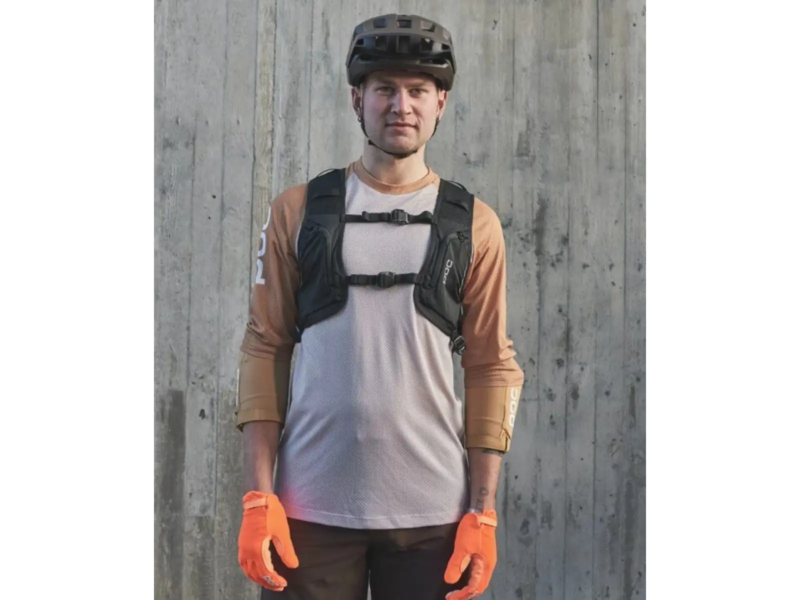 POC Column VPD plecak 13 l Uranium Black