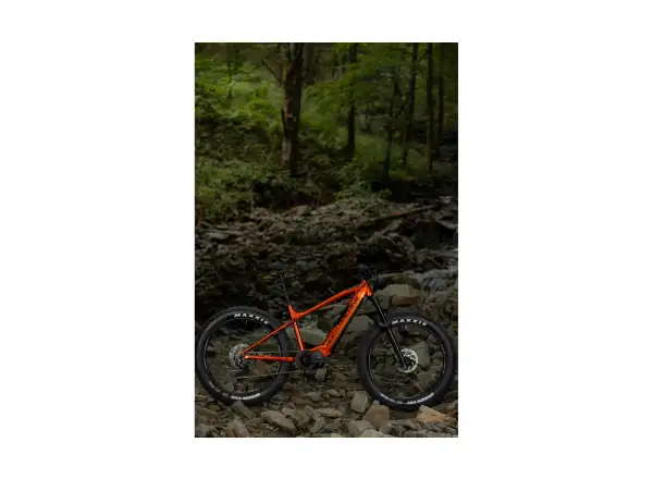 Rock Machine VYÖRY e90-26 rower elektryczny fatbike Metallic Orange/Black WZÓR