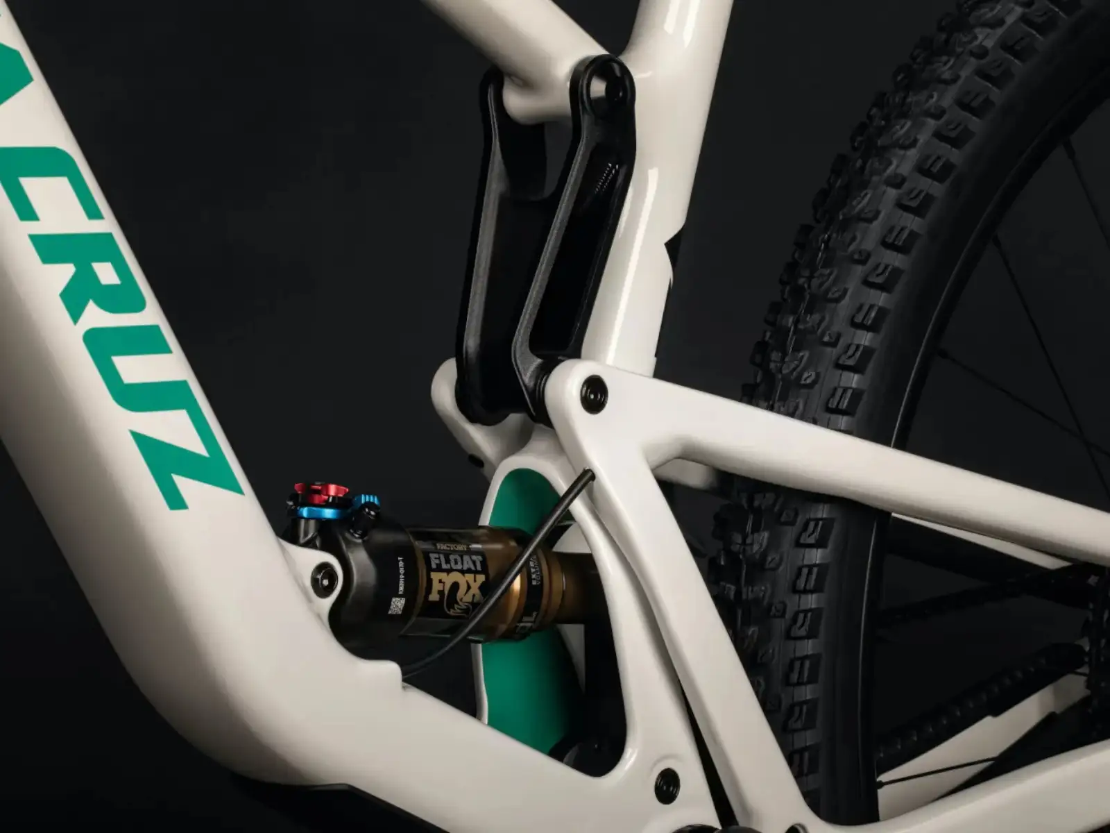 Santa Cruz Tallboy 5 C GX AXS RSV rower z pełnym zawieszeniem Gloss White