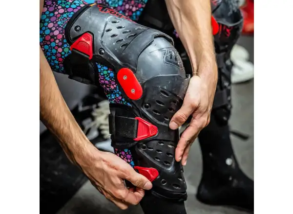 Troy Lee Designs Triad ochraniacze kolan black