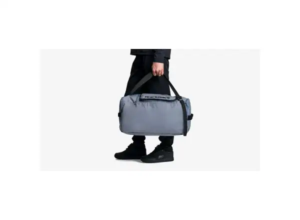 Race Face Stash Gear Bag torba podróżna stealth
