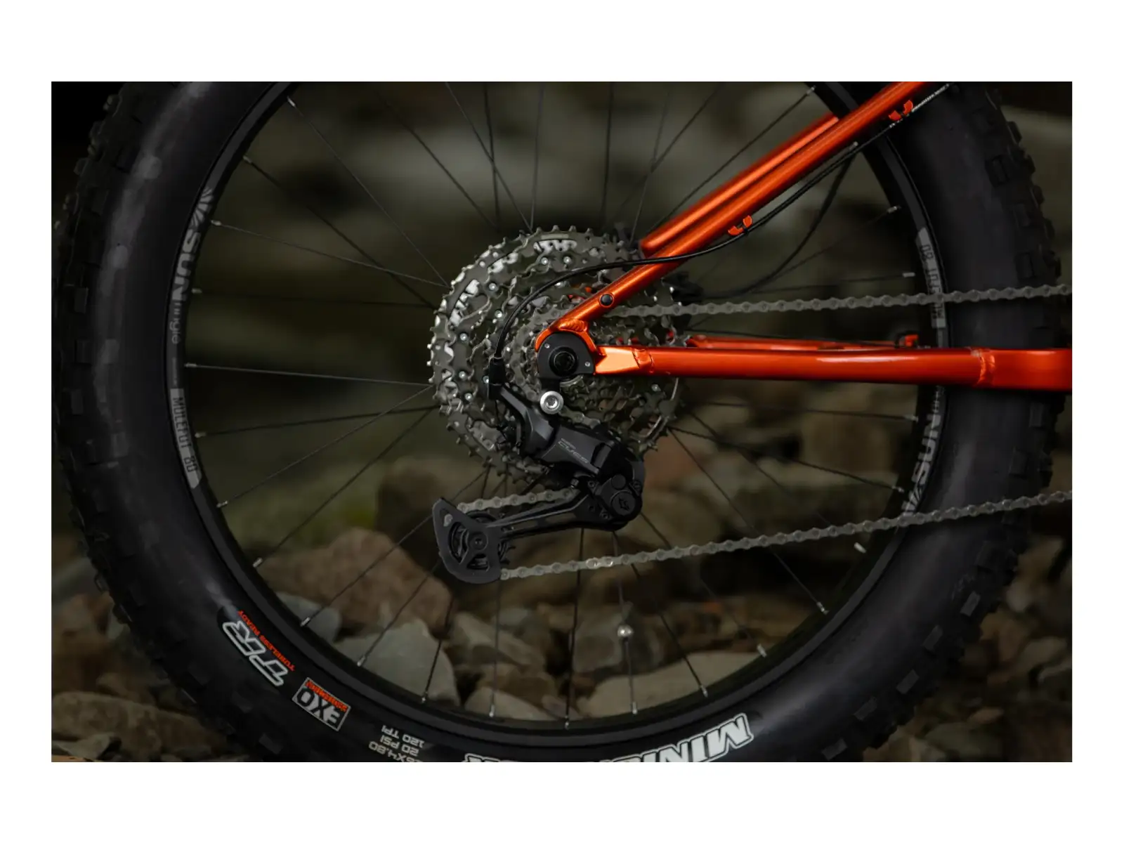 Rock Machine VYÖRY e90-26 rower elektryczny fatbike Metallic Orange/Black WZÓR