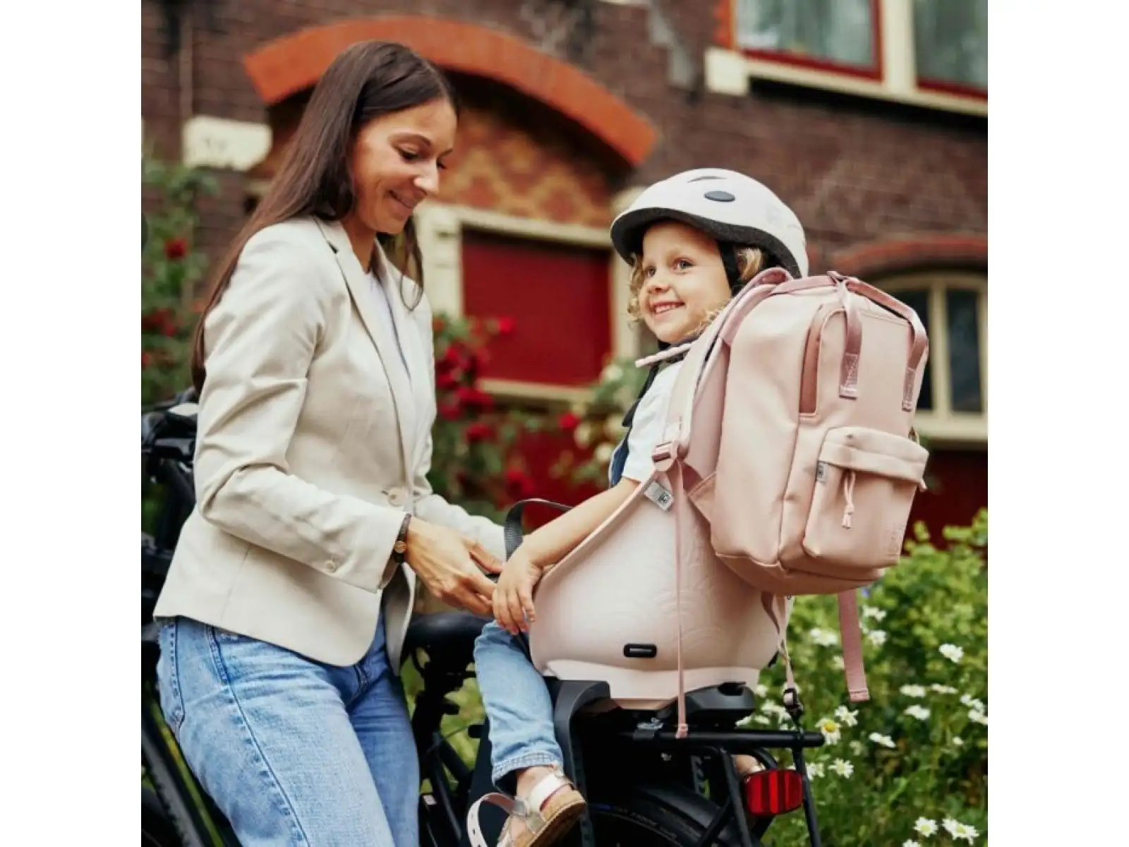 Urban Iki tylne siedzisko z adapterem na bagażnik Sakura Pink/Shinju White