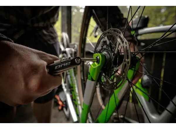 One Bikeparts multitool 12 funkcji czarna