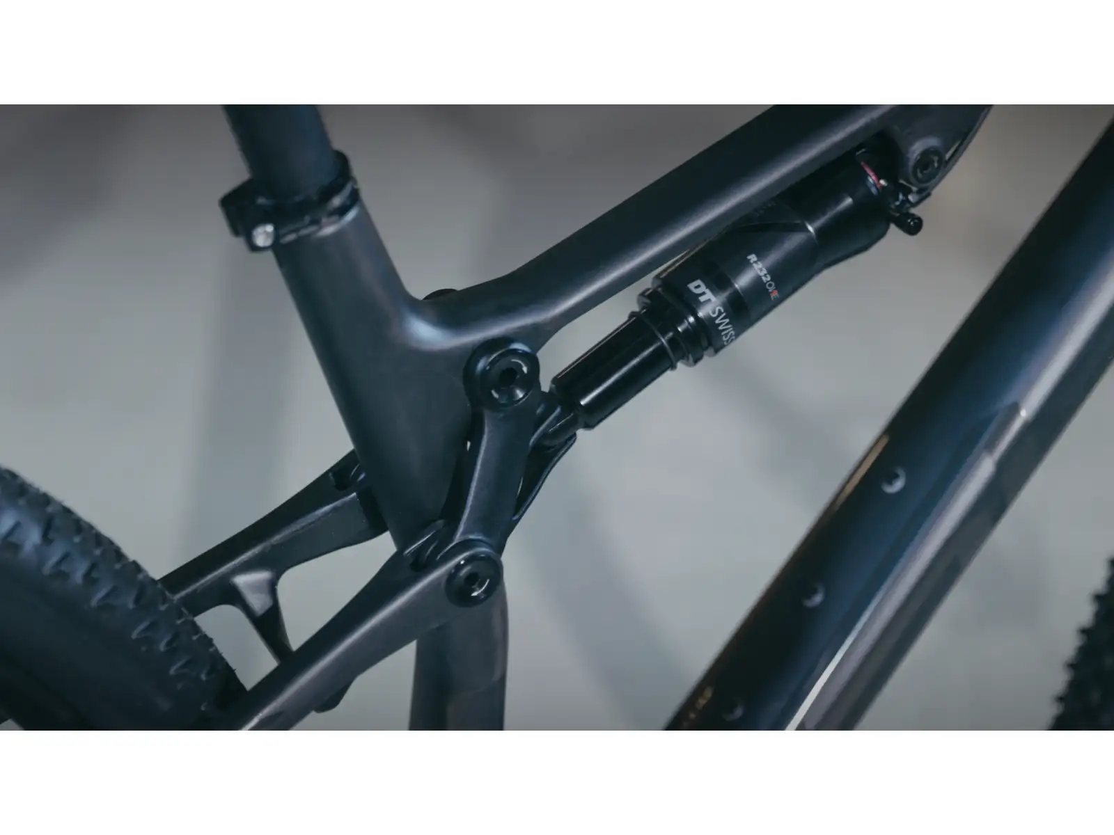 Superior XF 979 RC rower górski Matte Carbon/Stealth Chrome