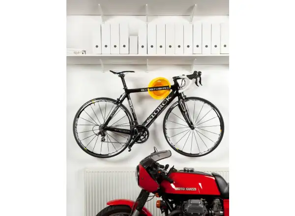 Cycloc Solo uchwyt roweru na ścianę różowa