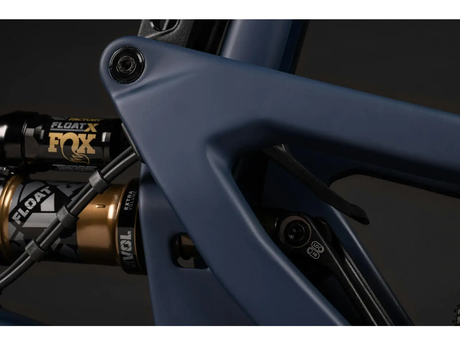 Santa Cruz Heckler SL 1 C R rower elektryczny z pełnym zawieszeniem Matte Dark Blue